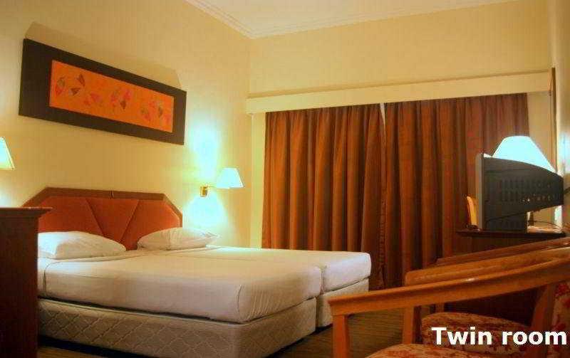 Hotel 81 Tristar Singapore Exterior photo