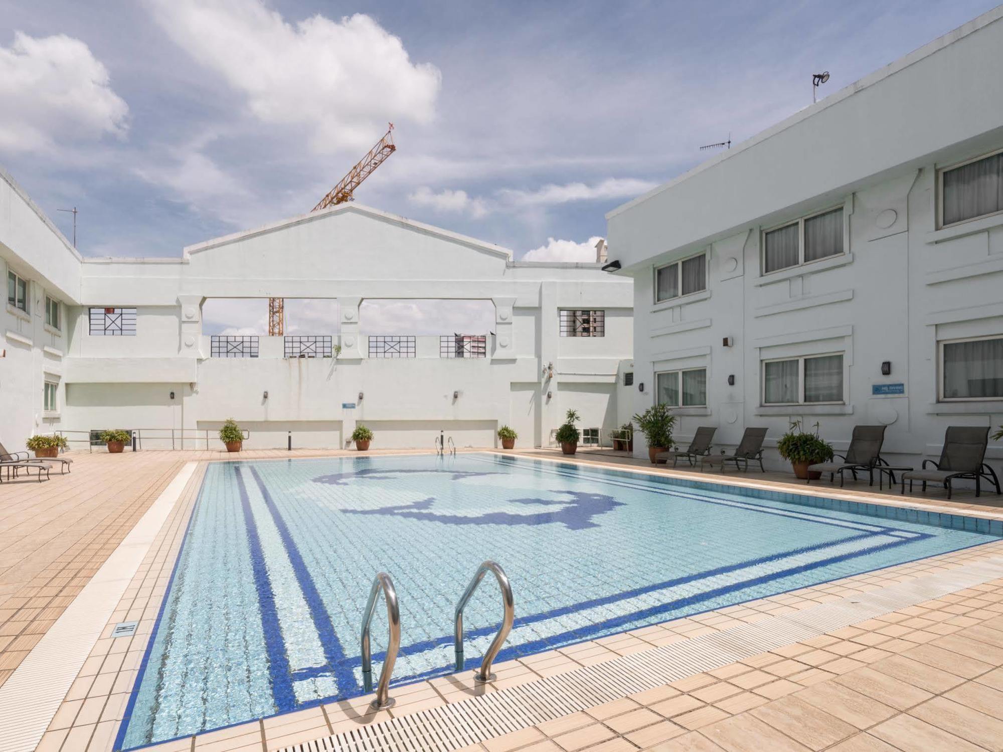 Hotel 81 Tristar Singapore Exterior photo